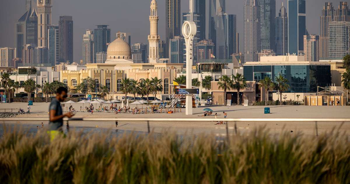 دبي وأبوظبي: وجهات أحلام فوق الأغنياء في العالم