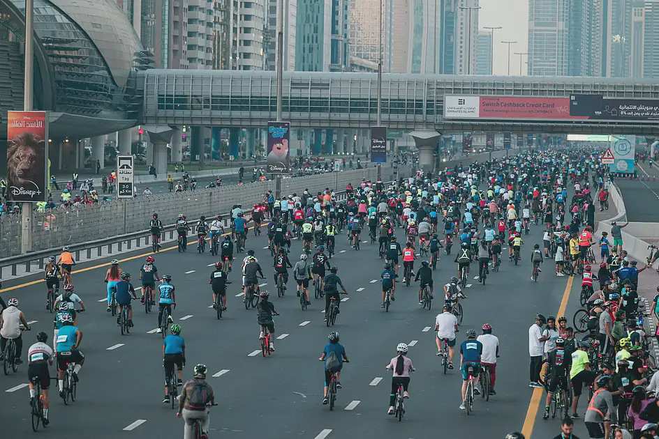 فعالية دبي رايد 2026 في أول نوفمبر: المسارات ومواقف السيارات ومستلزمات ركاب الدراجات