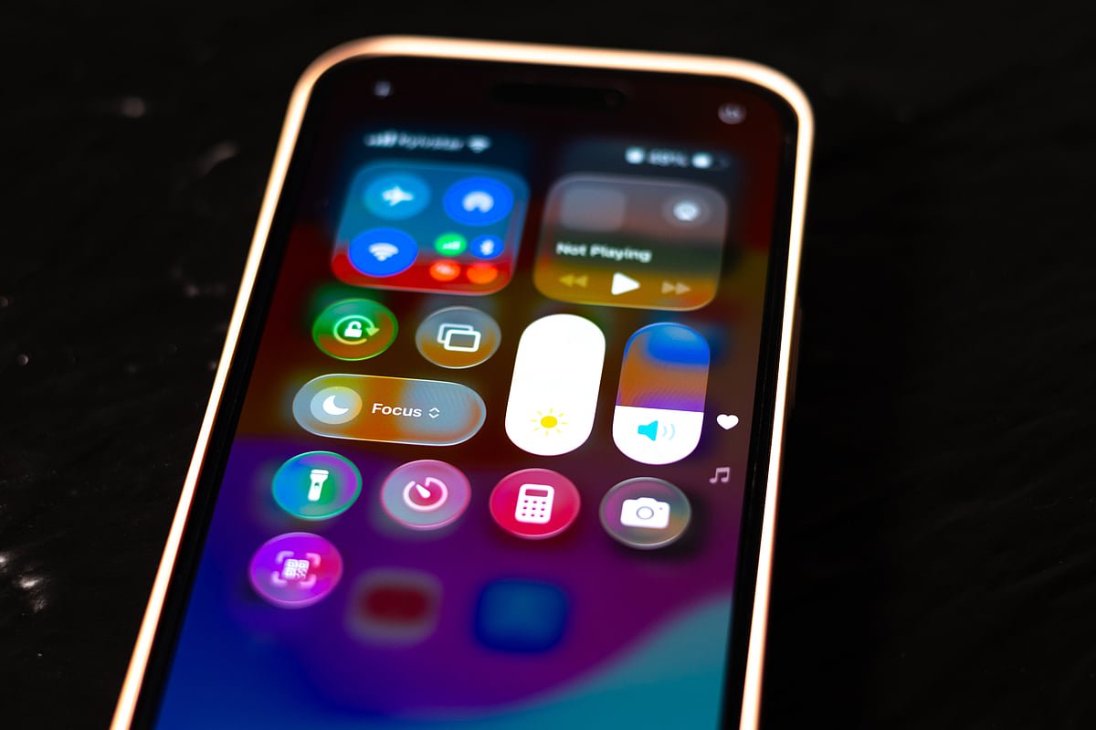 Revolution in User Experience: iOS 26.4 Enters the Field with Artificial Intelligence and Video Podcasts